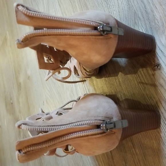 Marc Fisher Womens Blush Pink Suede Lace Up Sandal Heels shoes Sandals - Picture 10 of 12